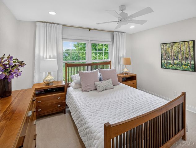 5090 Rollman Estates Drive, Amberley, OH 45236