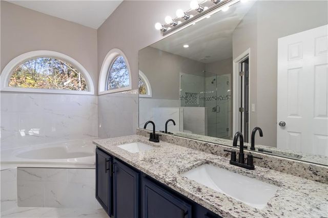 2490 Riverwood Spring, Ellenwood, GA 30294