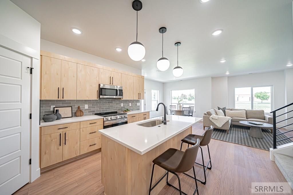 Image 13 of property listing at 1267 Meadow Edge Ct, Idaho Falls, ID 83402