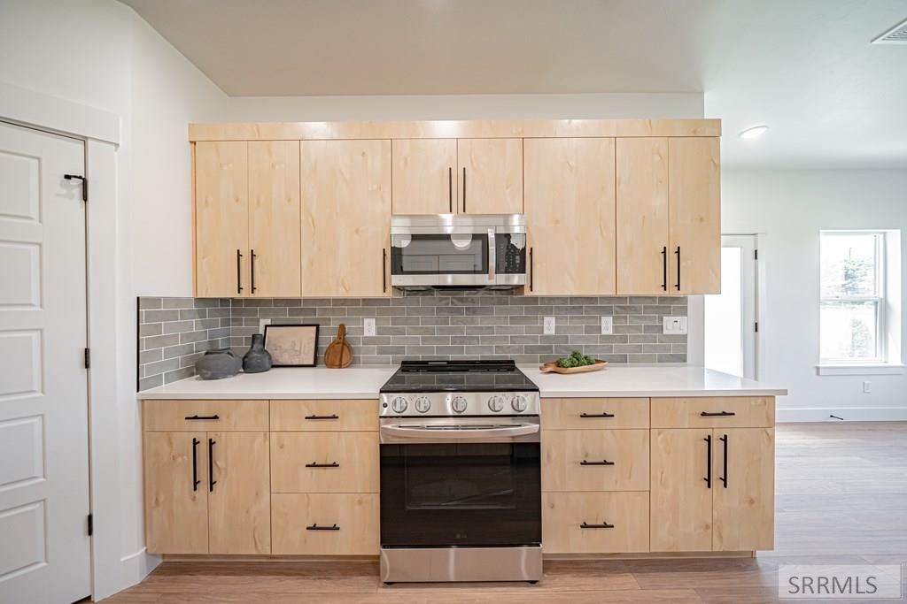 Image 14 of property listing at 1267 Meadow Edge Ct, Idaho Falls, ID 83402