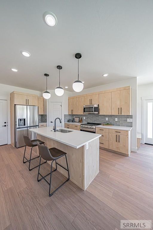 Image 8 of property listing at 1267 Meadow Edge Ct, Idaho Falls, ID 83402