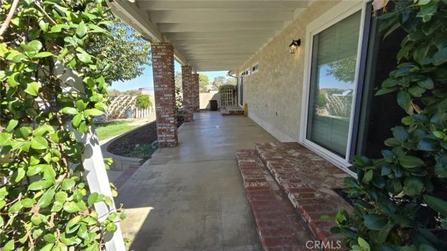 5837 W Avenue M2, Quartz Hill, CA 93536