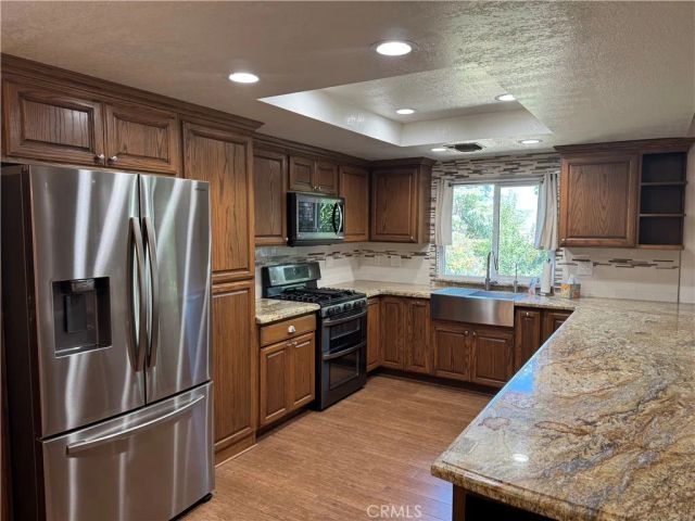 5837 W Avenue M2, Quartz Hill, CA 93536