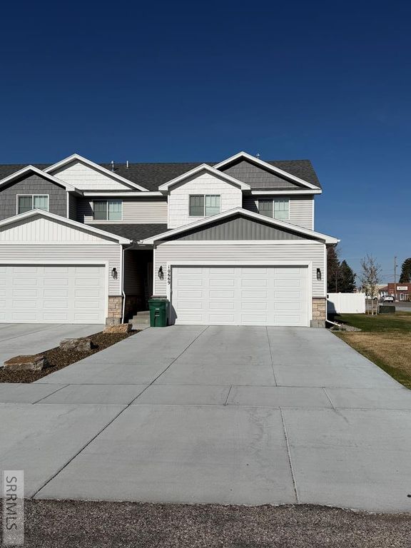Image 1 of property listing at 10669 36th E, Idaho Falls, ID 83401