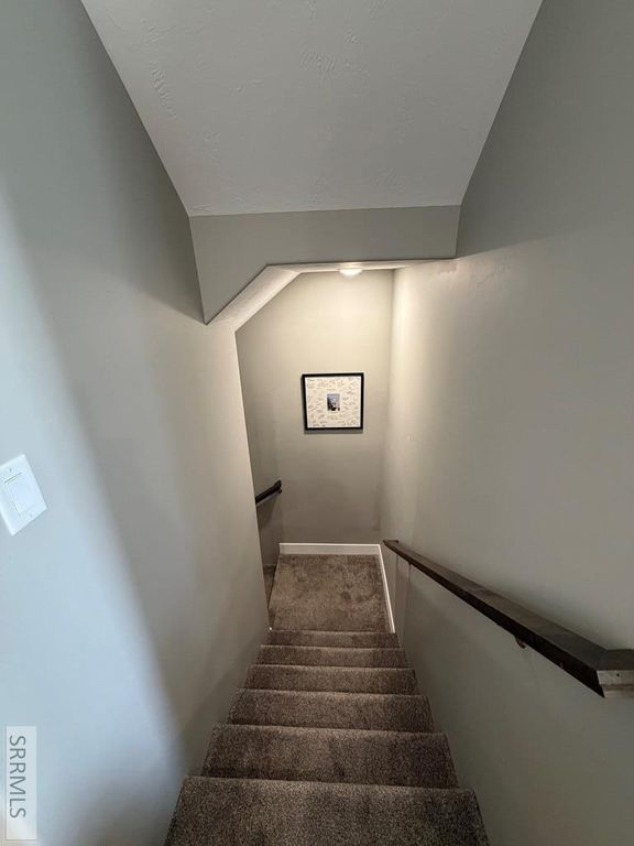 Image 18 of property listing at 10669 36th E, Idaho Falls, ID 83401