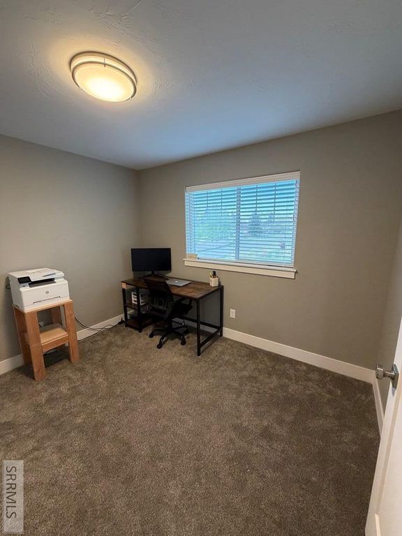 Image 32 of property listing at 10669 36th E, Idaho Falls, ID 83401
