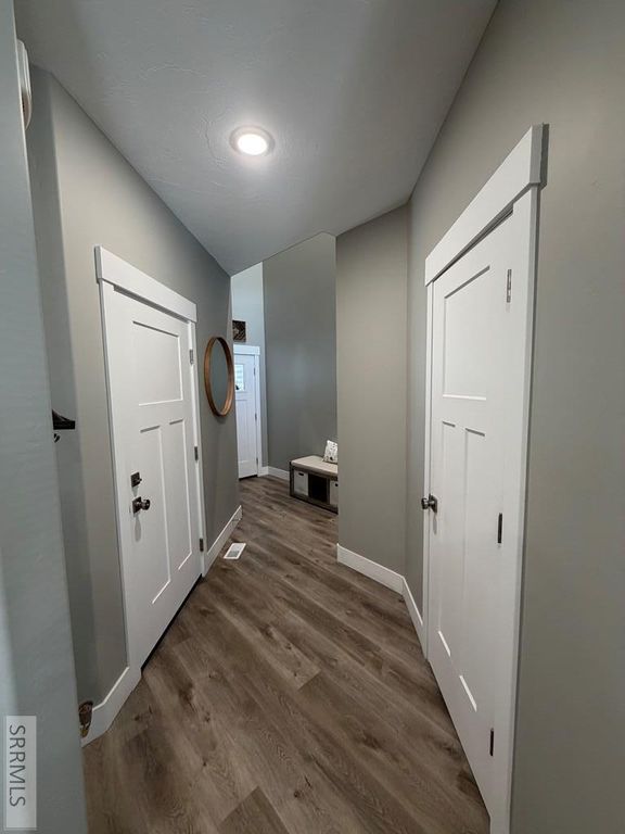 Image 6 of property listing at 10669 36th E, Idaho Falls, ID 83401