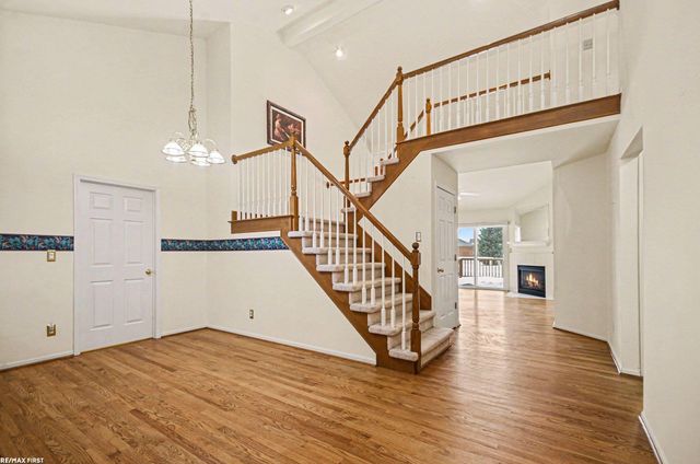 16985 Country Ridge Lane, Macomb Twp, MI 48044