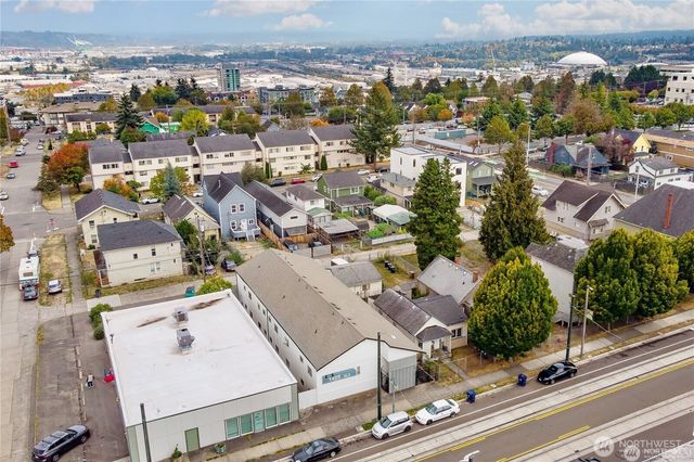 1405 Martin Luther King Jr Way, Tacoma, WA 98405