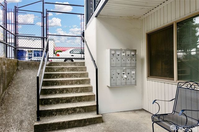 1405 Martin Luther King Jr Way, Tacoma, WA 98405