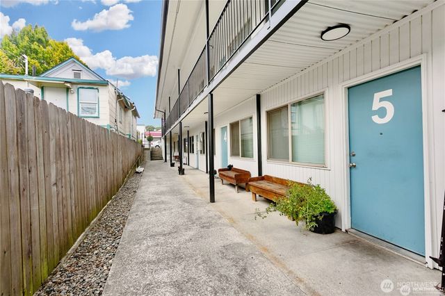 1405 Martin Luther King Jr Way, Tacoma, WA 98405