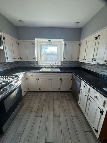 3730 WINDERWOOD CIR, Memphis, TN 38128