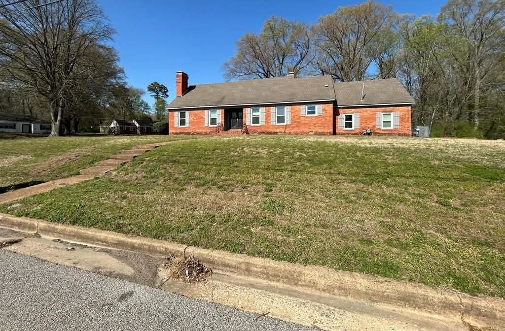 3730 WINDERWOOD CIR, Memphis, TN 38128