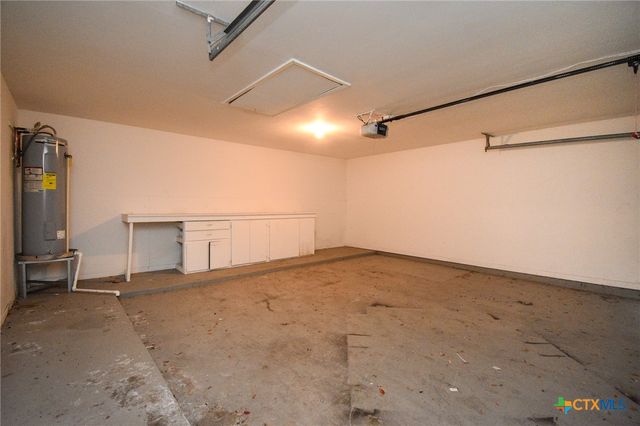 115 Santa Fe, Victoria, TX 77904