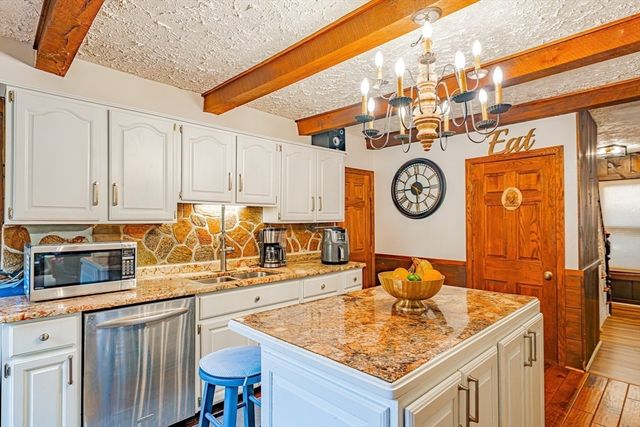 257 Ashby State Rd, Fitchburg, MA 01420