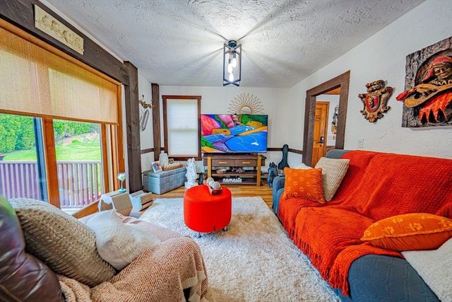257 Ashby State Rd, Fitchburg, MA 01420