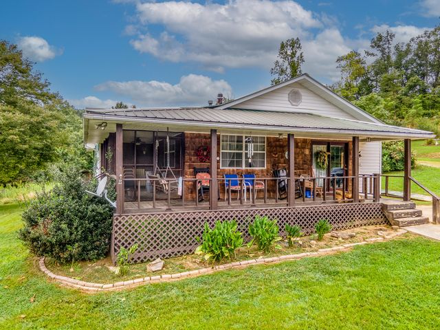 2451 Dog Trot Road, Frenchburg, KY 40322