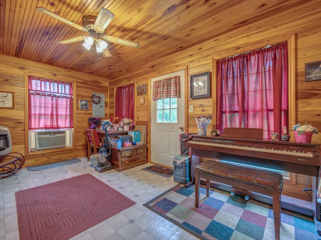 2451 Dog Trot Road, Frenchburg, KY 40322