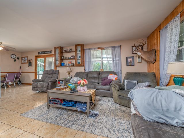 2451 Dog Trot Road, Frenchburg, KY 40322