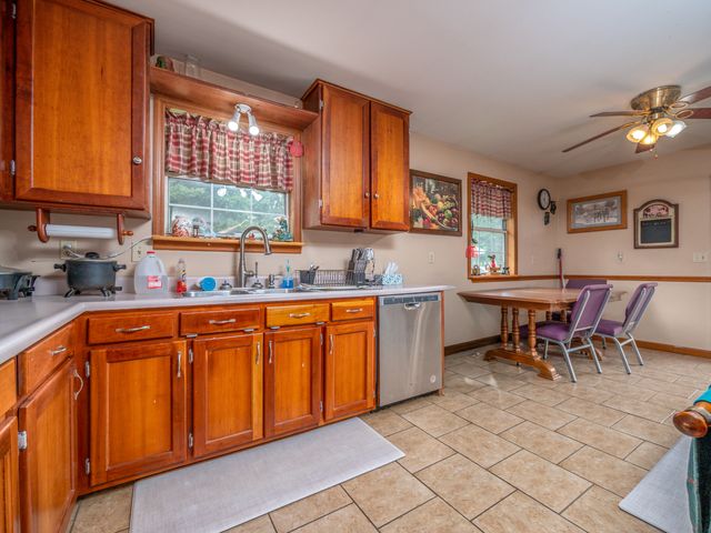 2451 Dog Trot Road, Frenchburg, KY 40322