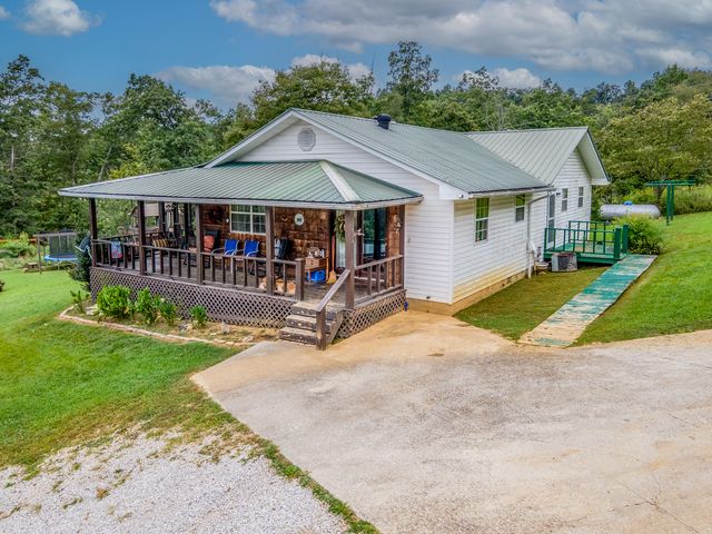 2451 Dog Trot Road, Frenchburg, KY 40322