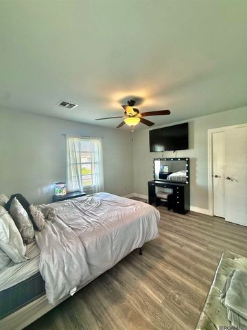 292 St Louis St, Raceland, LA 70394