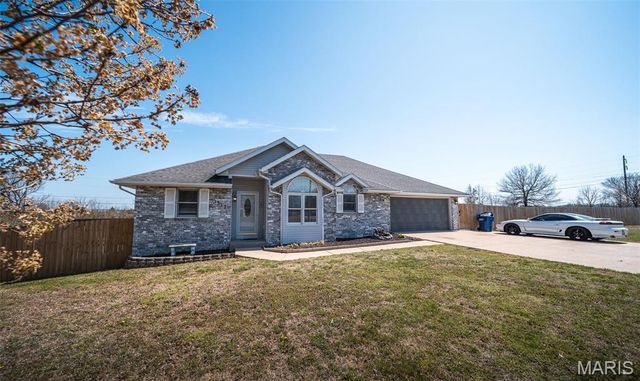 1312 Woodspice Trail, Lebanon, MO 65536