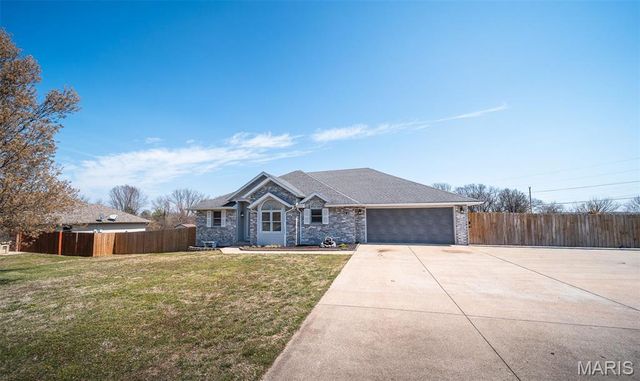 1312 Woodspice Trail, Lebanon, MO 65536