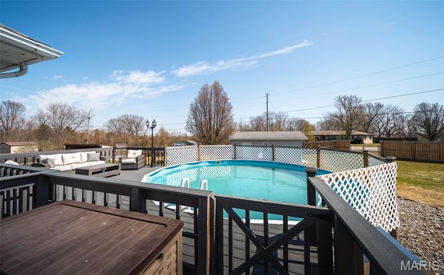 1312 Woodspice Trail, Lebanon, MO 65536