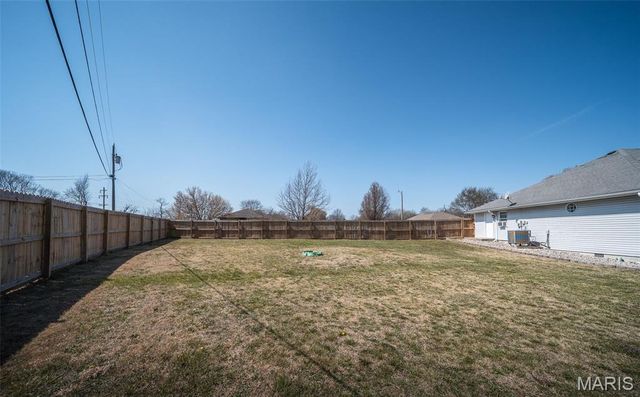 1312 Woodspice Trail, Lebanon, MO 65536