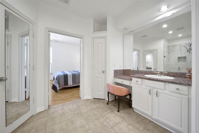 3330 Knollcrest Lane, Pearland, TX 77584