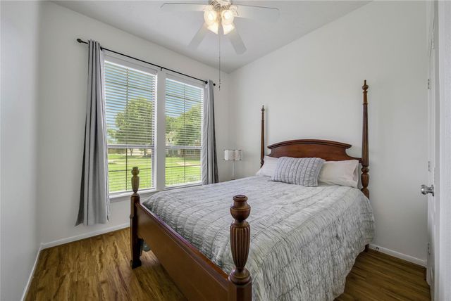 3330 Knollcrest Lane, Pearland, TX 77584