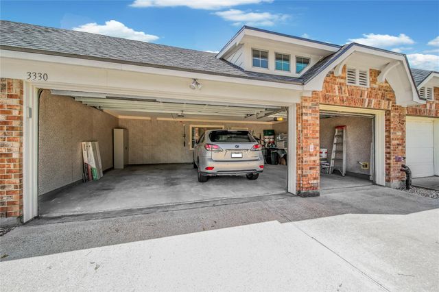 3330 Knollcrest Lane, Pearland, TX 77584