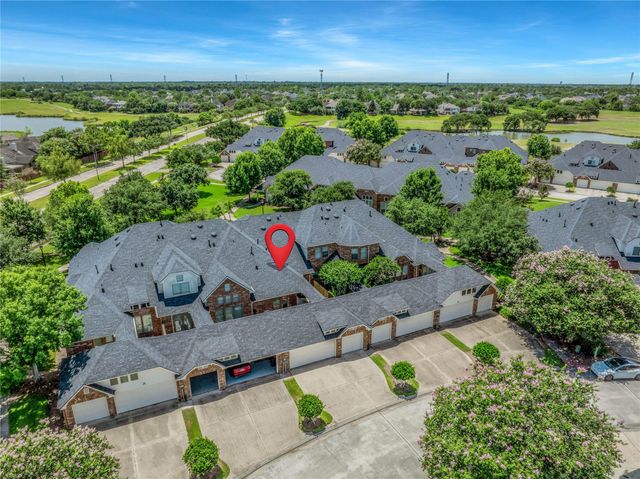 3330 Knollcrest Lane, Pearland, TX 77584