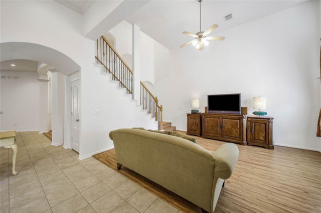 3330 Knollcrest Lane, Pearland, TX 77584