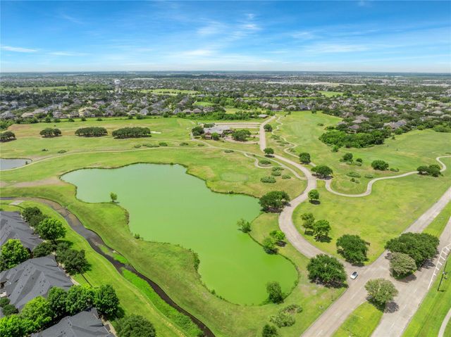 3330 Knollcrest Lane, Pearland, TX 77584