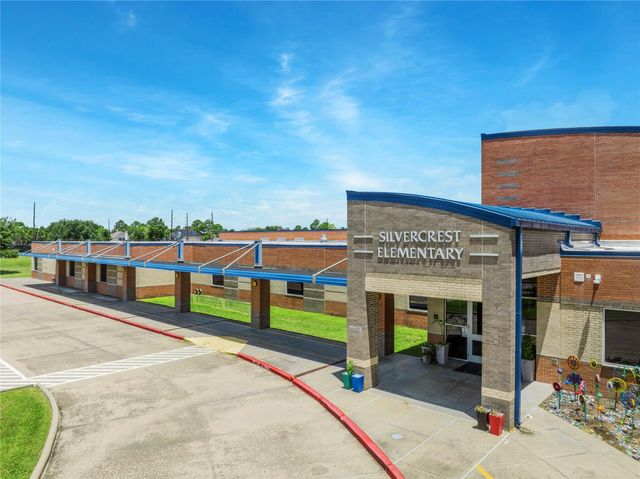 3330 Knollcrest Lane, Pearland, TX 77584
