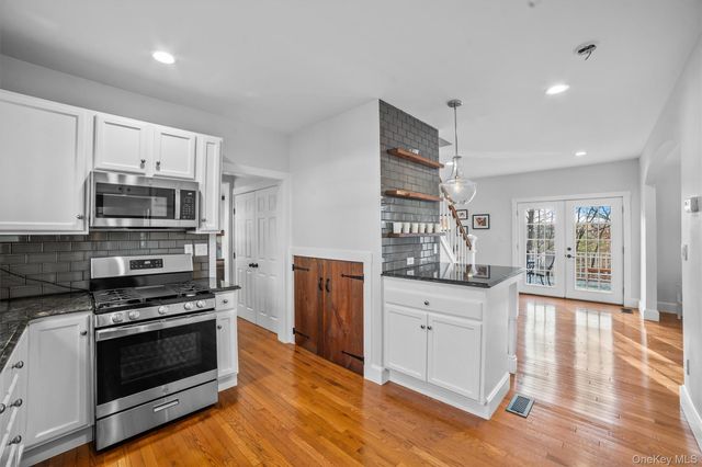 14 Mark Mead Road, Cross River, NY 10518