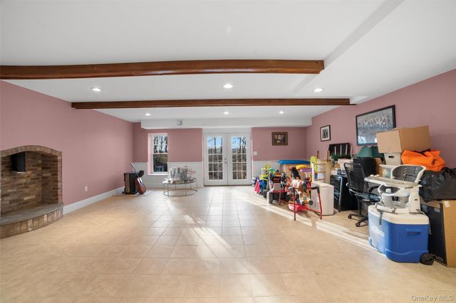 14 Mark Mead Road, Cross River, NY 10518