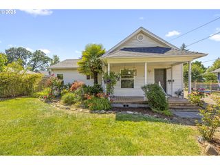 119 N HARRISON St, Newberg, OR 97132