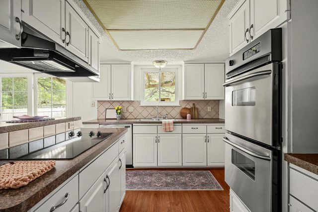 4009 Cordova DR, Austin, TX 78759