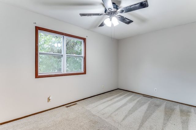 2513 N Bleckley Dr, Wichita, KS 67220