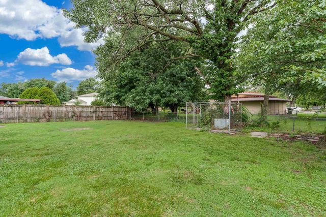 2513 N Bleckley Dr, Wichita, KS 67220