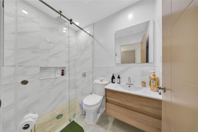 458 E 20th Street, Hialeah, FL 33013