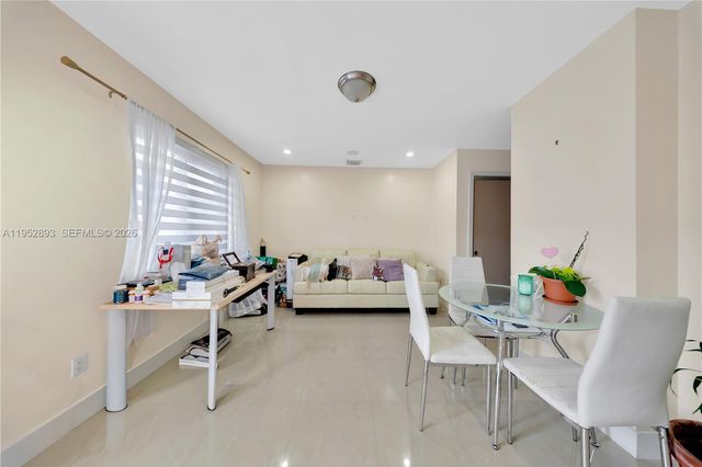 458 E 20th Street, Hialeah, FL 33013