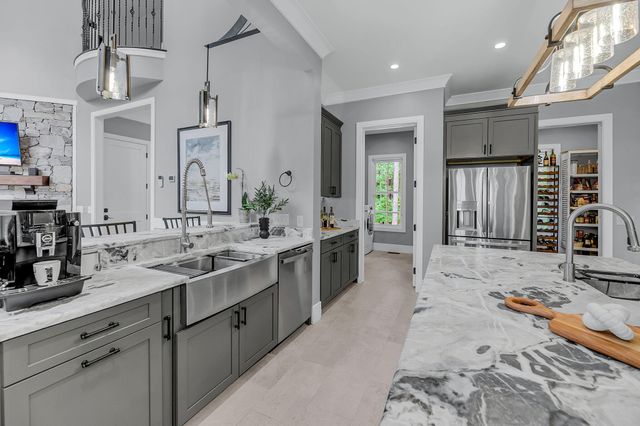 1358 Polly Point Road, Wadmalaw Island, SC 29487