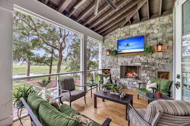 1358 Polly Point Road, Wadmalaw Island, SC 29487