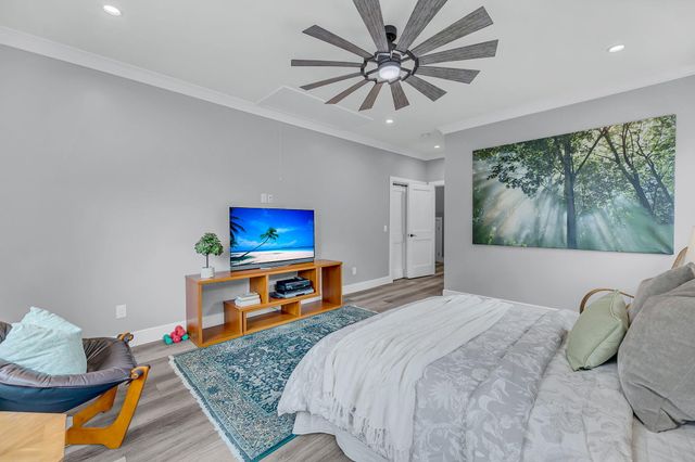 1358 Polly Point Road, Wadmalaw Island, SC 29487