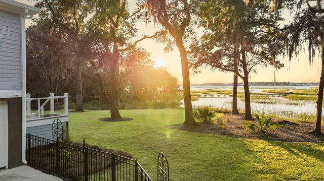 1358 Polly Point Road, Wadmalaw Island, SC 29487