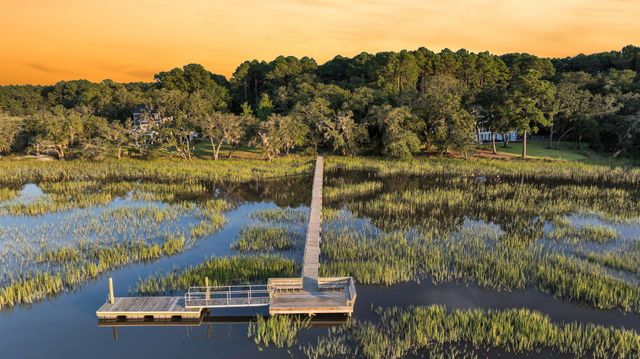 1358 Polly Point Road, Wadmalaw Island, SC 29487